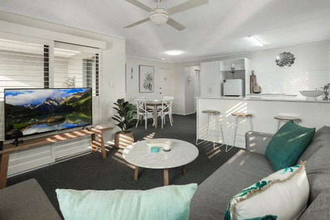 Riverside Location, Noosa Sound - New South Wales Tourism  1