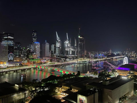 Riverview Haven Prime Spot For NY Fireworks - New South Wales Tourism  1