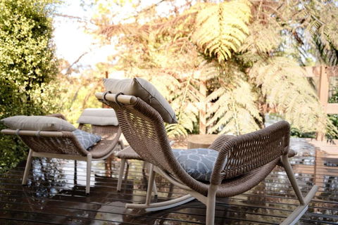 Romantic Garden Cottage With Home Cinema - New South Wales Tourism  2
