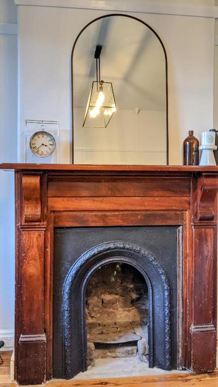 Roseland Cottage - CBD Heritage - New South Wales Tourism  1