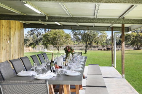 Roads End With Games Barn Ponies Alfresco Dining - New South Wales Tourism  2