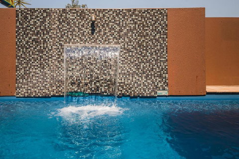 Rocky Resort Motor Inn - New South Wales Tourism  3