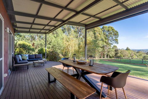 Roo Corner I Private Properties - New South Wales Tourism  3