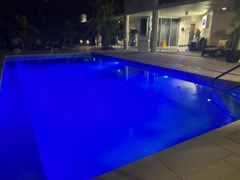 ROOFTOP APARTMENT AT MARINA TERRACES - New South Wales Tourism  1