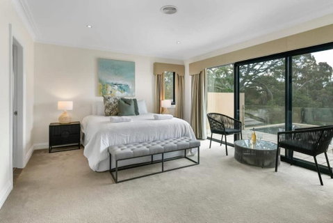 Roselawn Retreat - Pool, Incredible Views, Sleeps 8 - New South Wales Tourism  2