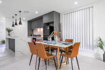 Rousehill 5Br With Pool Near Shopping Centre&Train with New South Wales Tourism 