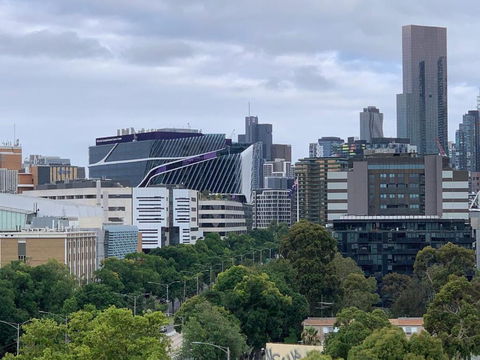 Royal Lodge - A Luxury Lifestyle - New South Wales Tourism  0
