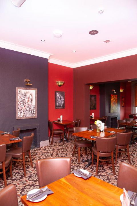Royal Hotel Singleton - New South Wales Tourism  3