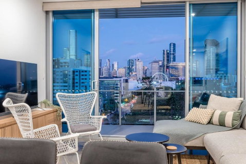 Russell St. Retreat Near Brisbane Convention Centre - New South Wales Tourism  0