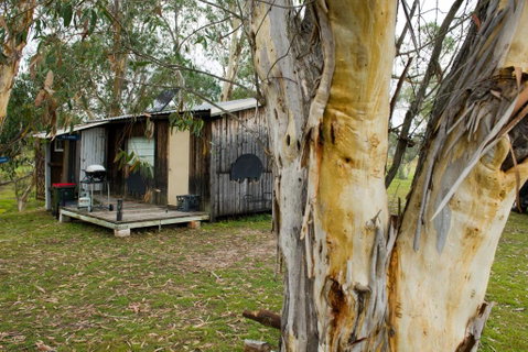 Rustic Cabin With Moon Bathing For A City Escape - New South Wales Tourism  0