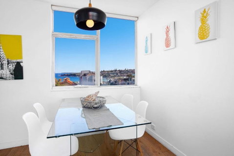 S16S - Bondi Vistas - New South Wales Tourism  3