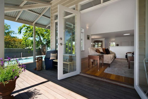 Sades - New South Wales Tourism  2