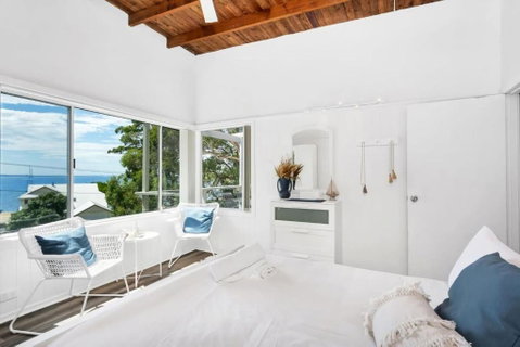 Sally Beach House With Ocean Views - New South Wales Tourism  1