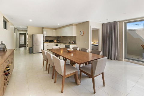 Salt 13 Luxury Apartment - New South Wales Tourism  1