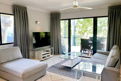 Salt & Sand - Tropical Oasis Footsteps To Beach - New South Wales Tourism  1