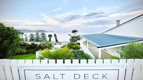 Salt Deck - The Upper Deck Accom Holiday - New South Wales Tourism  1