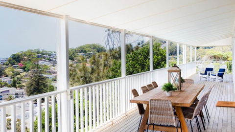 Salt Deck - The Upper Deck Accom Holiday - New South Wales Tourism  3