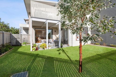 Saltbush By The Park - New South Wales Tourism  1