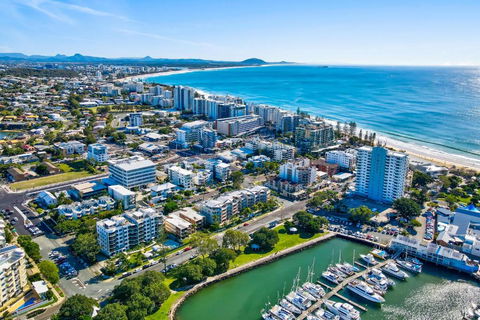 Salty Kisses @ Riverdance - 3 Bedroom Apartment - New South Wales Tourism  1