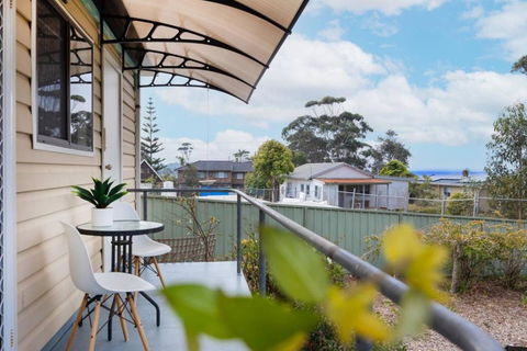 Salty Vibes - New South Wales Tourism  1