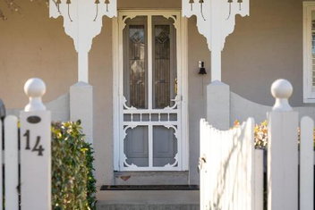 Sampson Cottage - Historic Charm with New South Wales Tourism 