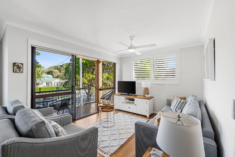 Sanctuary Court Unit 4 - New South Wales Tourism  0