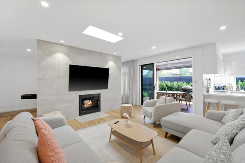 Sanctuary Of Hope By Ready Set Stay - Cowes - New South Wales Tourism  1