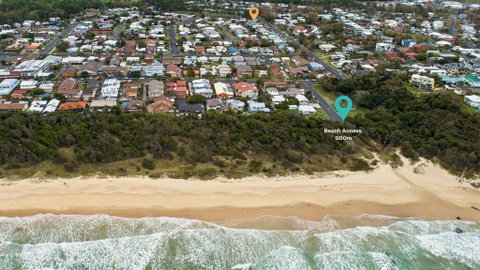 Sand And Swell At Sawtell - New South Wales Tourism  1