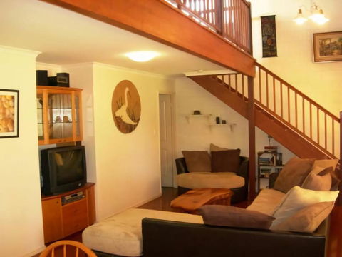 Sand Piper Cottage Rainbow Beach - New South Wales Tourism  3