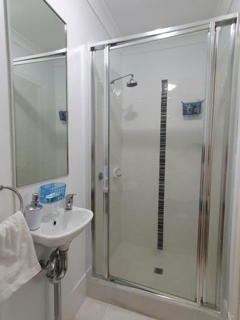 Sandalwood Guest Room - New South Wales Tourism  3