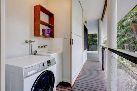 Sandalwood - New South Wales Tourism  1