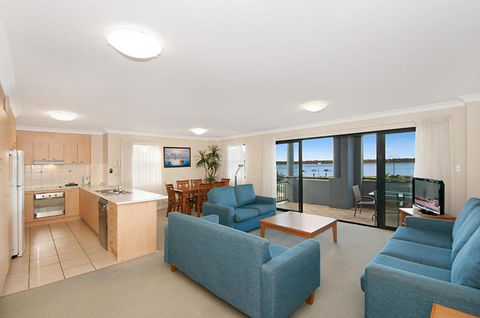 Sandcastles On The Broadwater - New South Wales Tourism  1