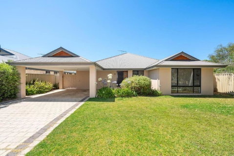 Sandpiper House - Family & Pet Friendly - New South Wales Tourism  0