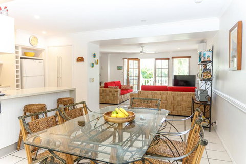 Sandy Beach Resort - New South Wales Tourism  3