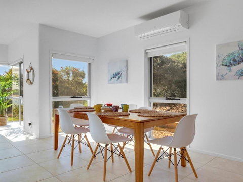 Sandy Cove - New South Wales Tourism  3