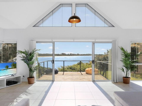 Sandy Cove - New South Wales Tourism  1