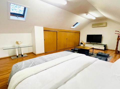 SPR House Chatswood 3 Bedrooms - 1 - New South Wales Tourism  1