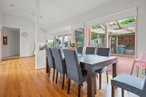 StayAU 3BRM Family Home Netflix Pet-Friendly - New South Wales Tourism  2