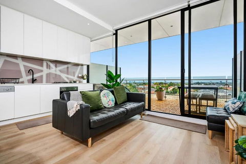Stylish Urban Retreat Prime Location - New South Wales Tourism  1