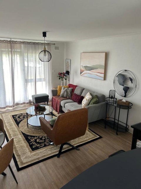 Sunshine Seven - New South Wales Tourism  0