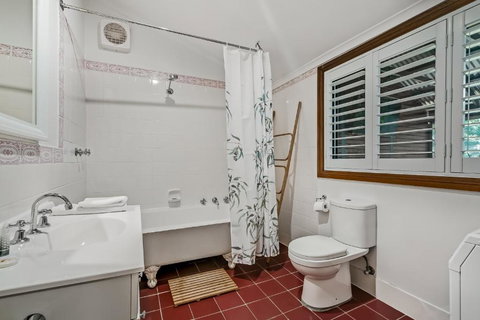 Swainson On Gordon - New South Wales Tourism  2