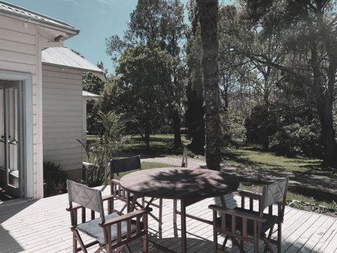 The Avenue Anahdale - Hidden 2.7 Acre Estate In Town - New South Wales Tourism  2