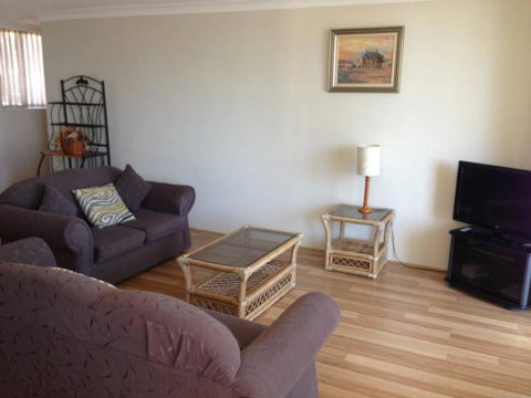Beachpoint, Unit 101, 28 North Street - New South Wales Tourism  3