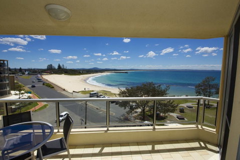 Beachpoint, Unit 401, 28 North Street - New South Wales Tourism  1