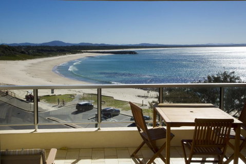 Beachpoint, Unit 402, 28 North Street - New South Wales Tourism  0