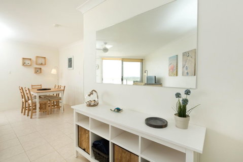 Beachpoint, Unit 501, 28 North Street - New South Wales Tourism  3