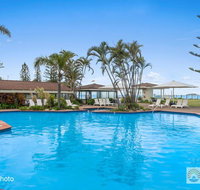 Beachside Beauty at Sapphire Beach - New South Wales Tourism 