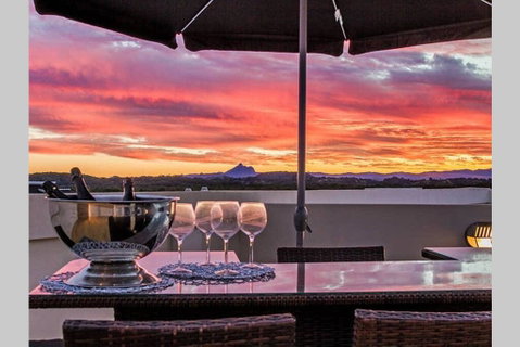 Beachside Penthouse With 360views - New South Wales Tourism  3