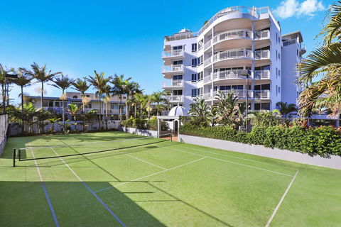 Beachside Resort Kawana Waters - New South Wales Tourism  3