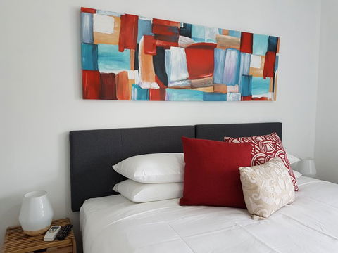 Beau Monde Apartments Newcastle - Worth Place Apartment - New South Wales Tourism  1